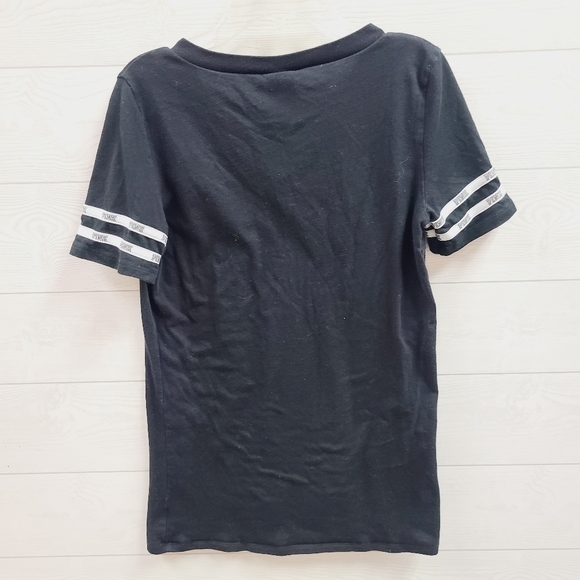 PINK Victoria's Secret Tee - Picture 5 of 5
